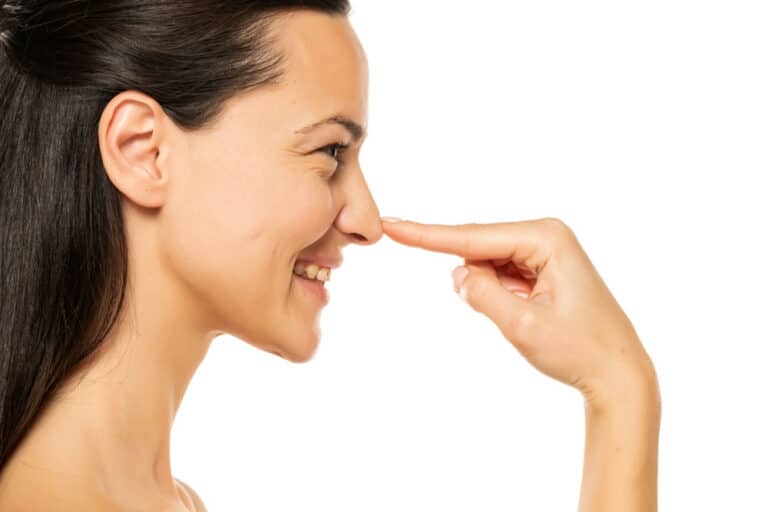 Bulbous noses are characterized by an overly round, wide, and undefined tip.