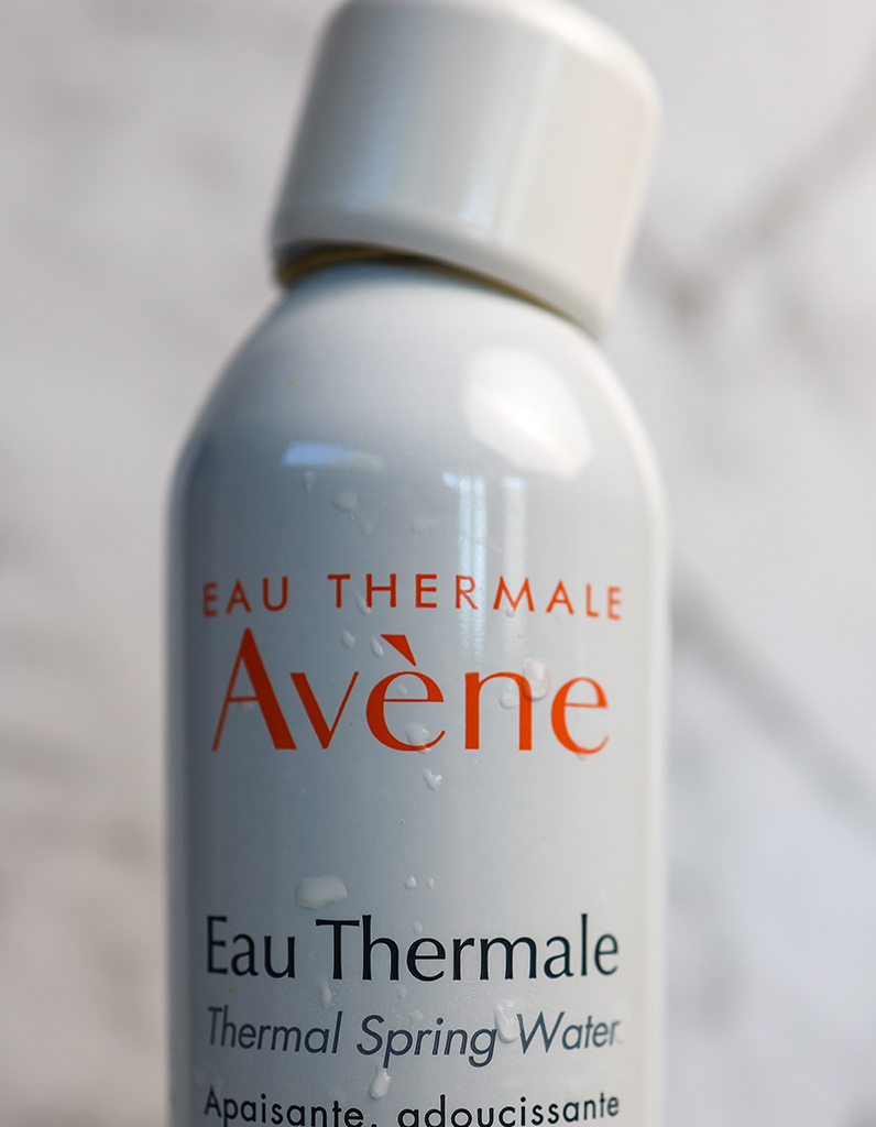 Avène Eau Thermale thermal spring water spray for sensitive skin care.